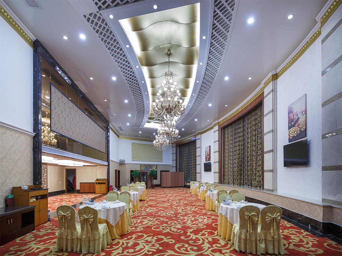 City Hotel Foshan Exterior photo