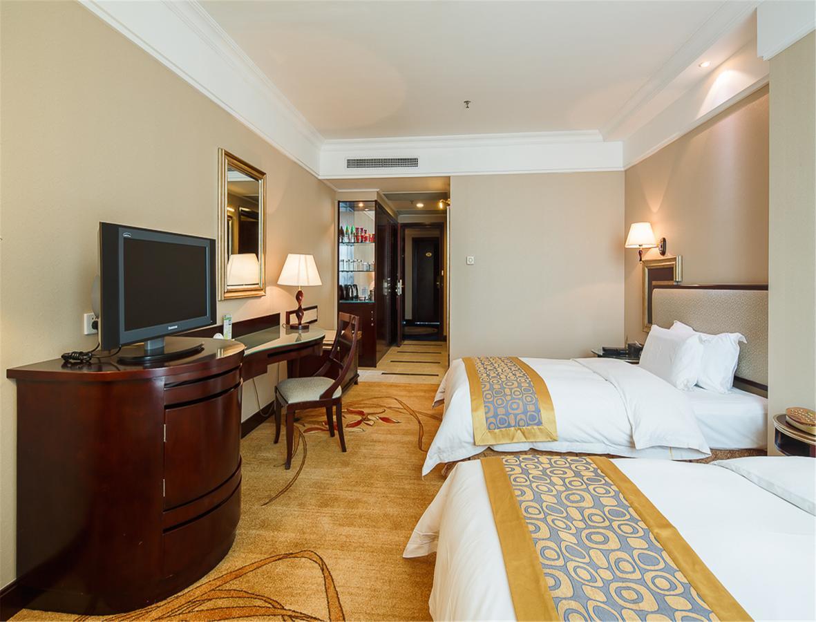 City Hotel Foshan Exterior photo