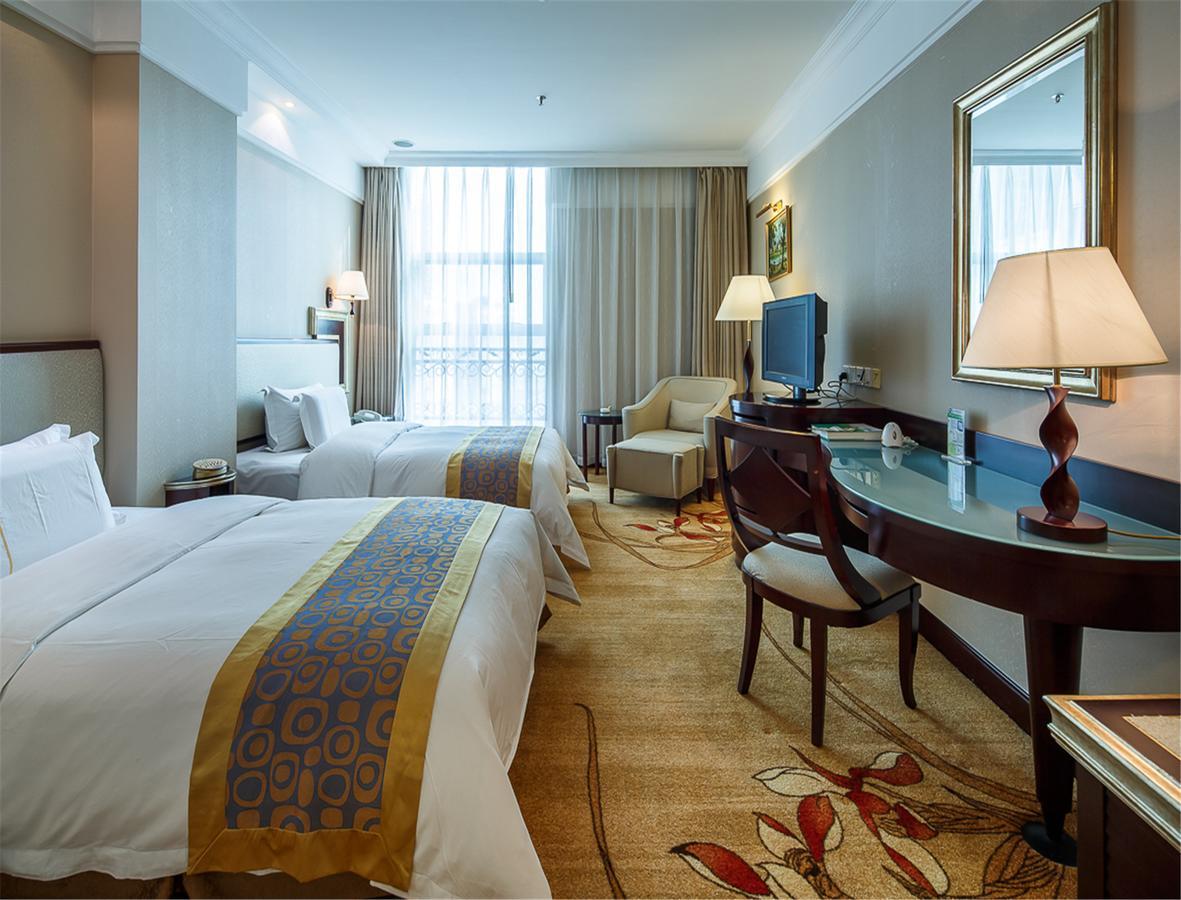 City Hotel Foshan Exterior photo