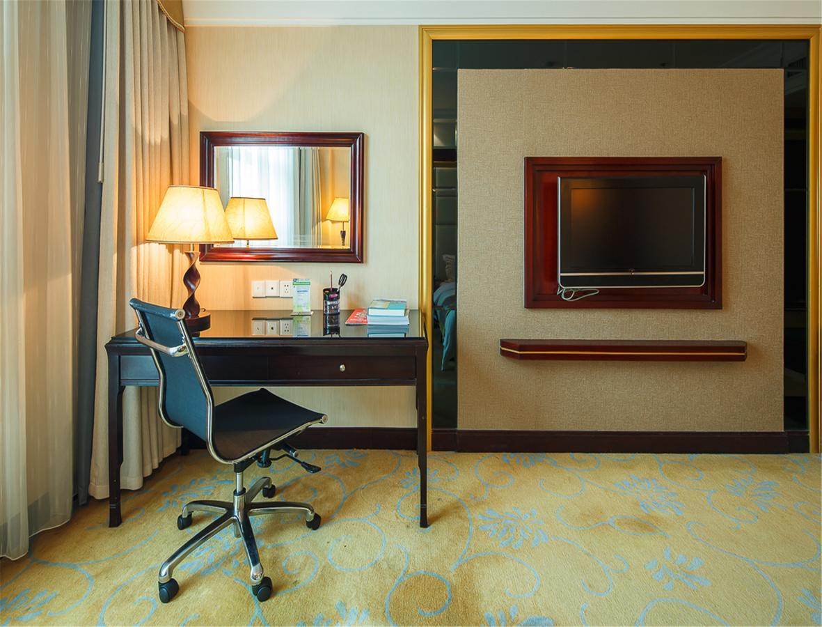 City Hotel Foshan Exterior photo