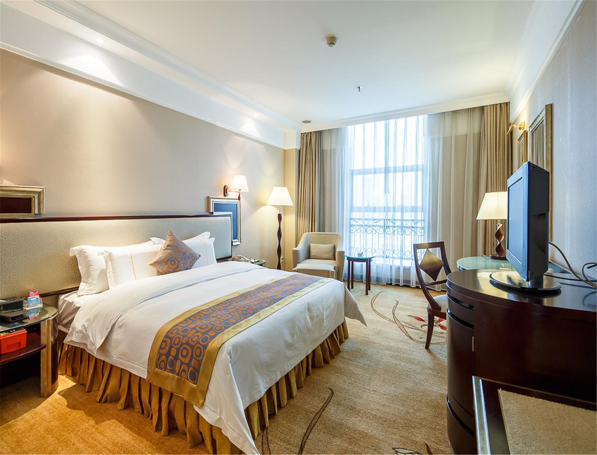 City Hotel Foshan Exterior photo
