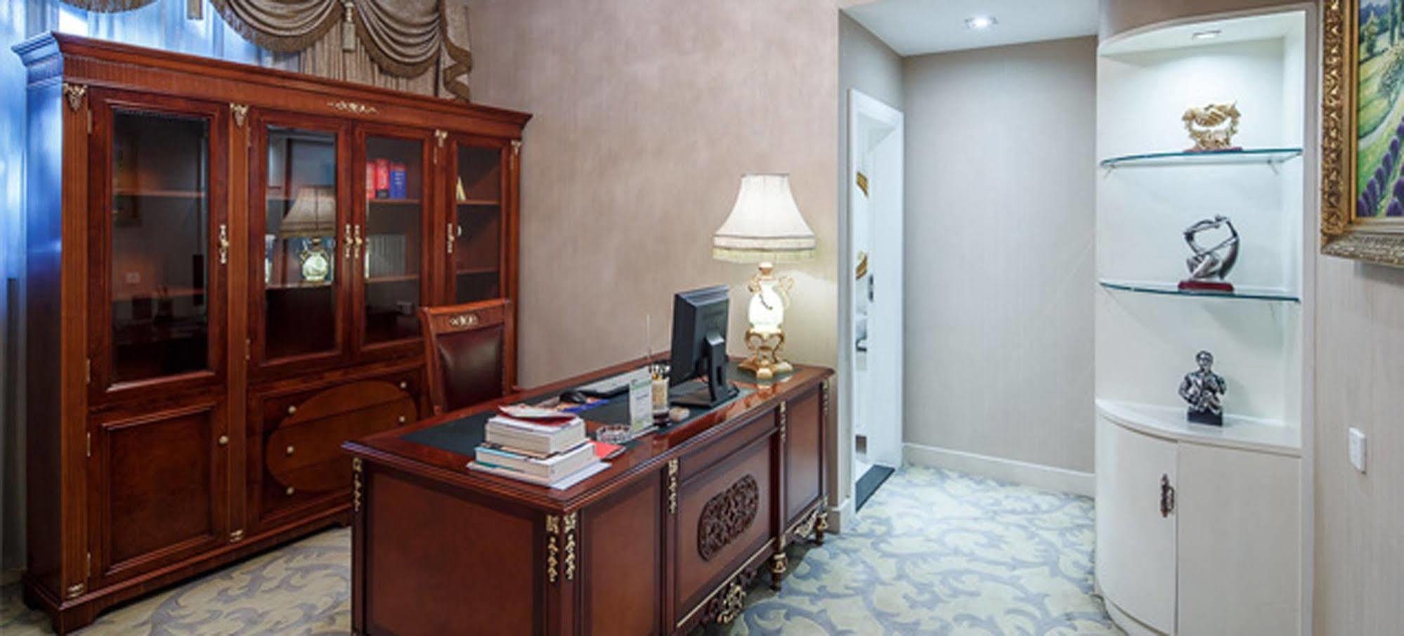 City Hotel Foshan Exterior photo