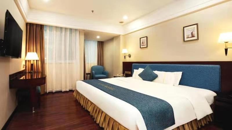 City Hotel Foshan Exterior photo